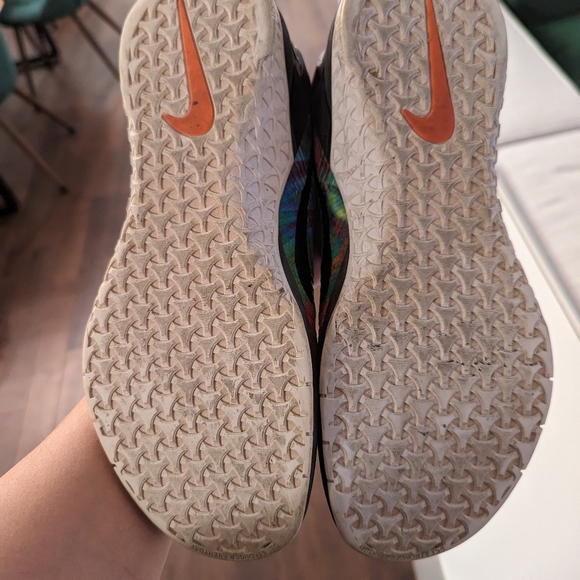 Men's Nike Metcons 9.5 - Picture 2 of 4